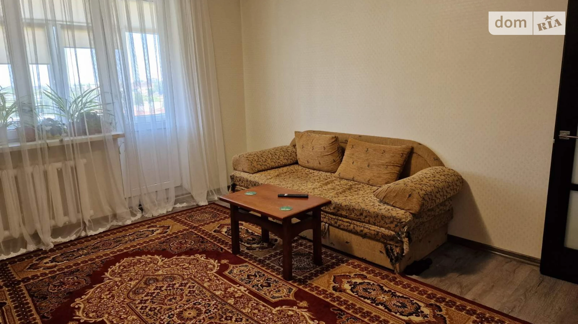 Продается 3-комнатная квартира 68 кв. м в Черновцах, ул. Главная, 281 - фото 2