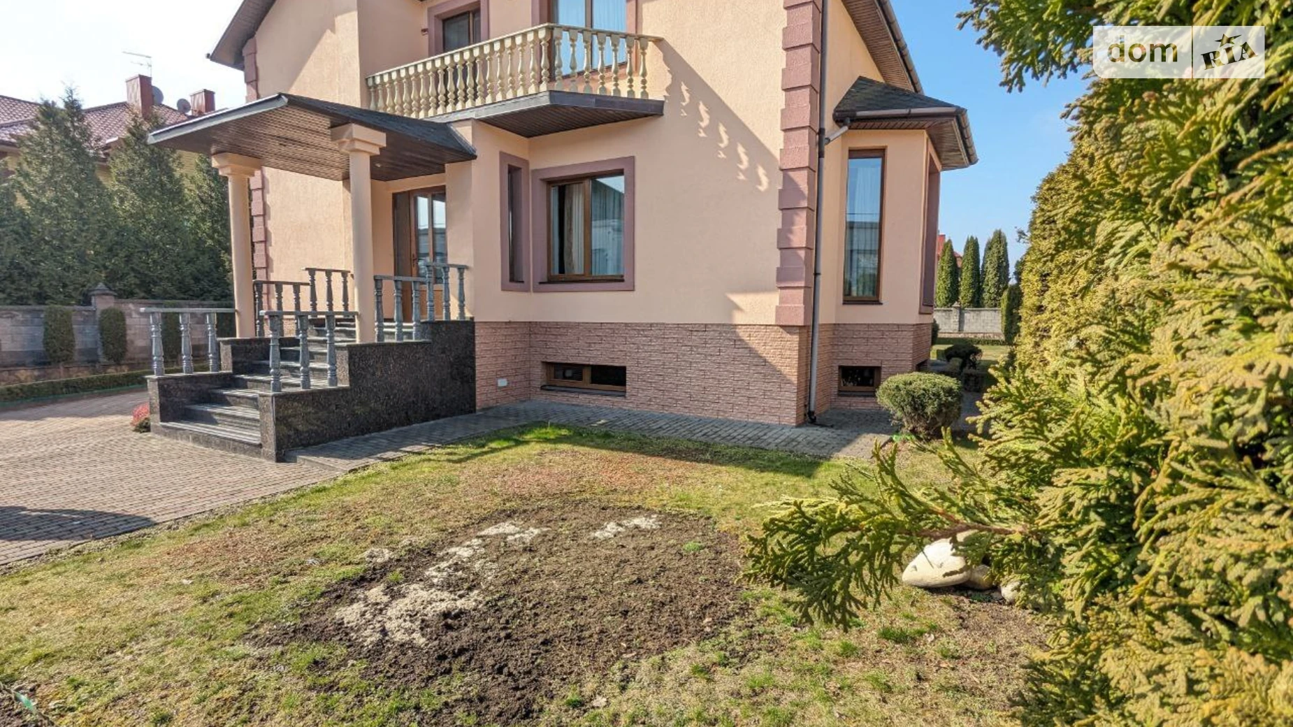 Продается дом на 2 этажа 319 кв. м с бассейном, цена: 335000 $ - фото 2