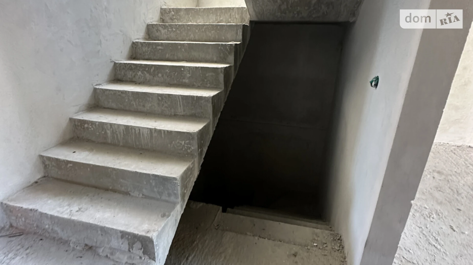 Продается дом на 2 этажа 135 кв. м с террасой, цена: 110000 $ - фото 2