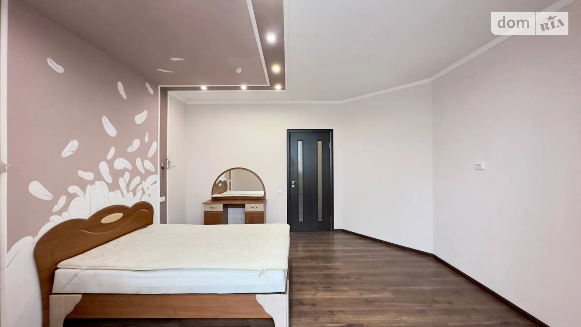 Продается 2-комнатная квартира 68.5 кв. м в Ивано-Франковске, цена: 83000 $ - фото 3