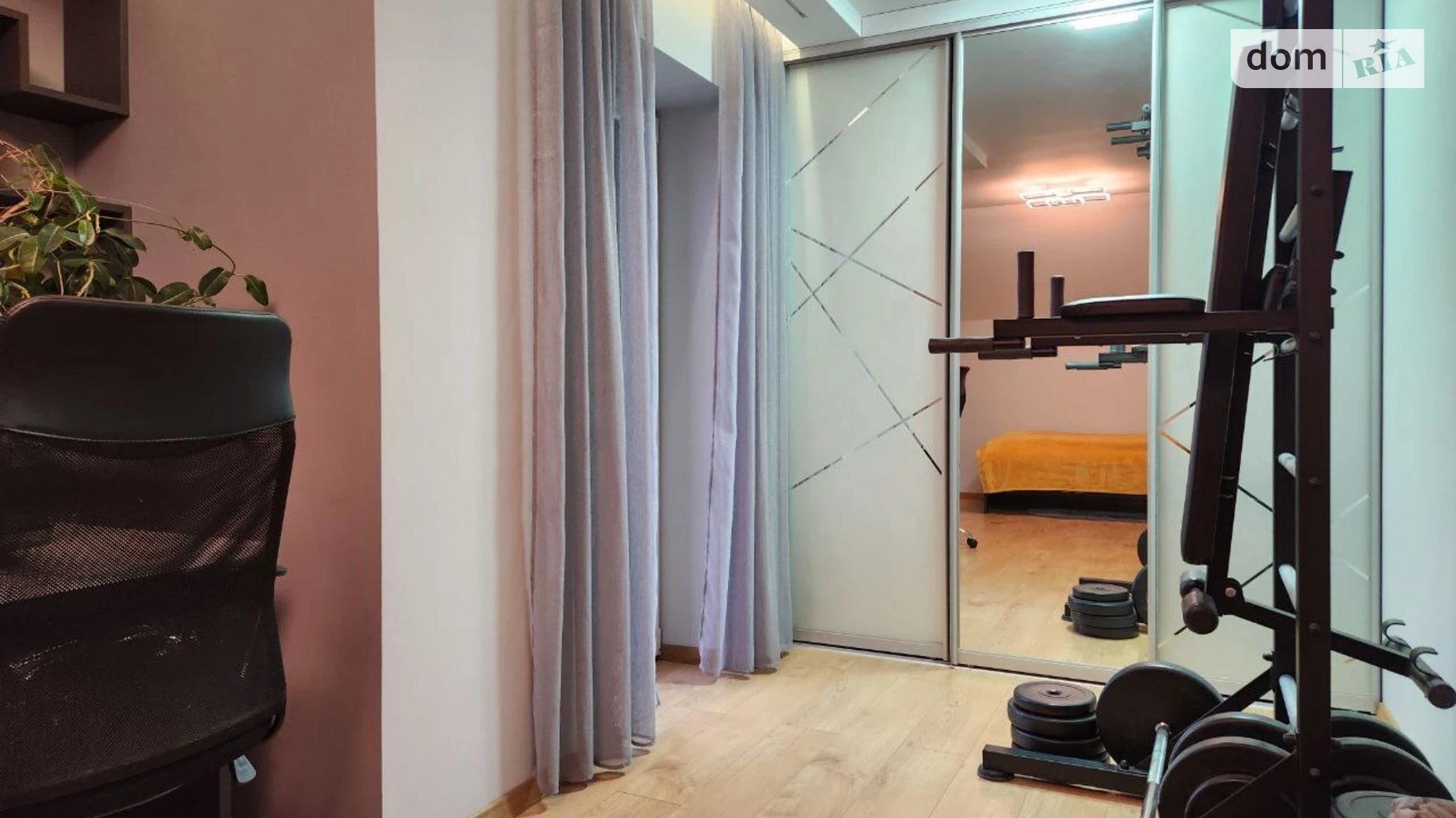 Продается дом на 2 этажа 150 кв. м с террасой, цена: 329000 $ - фото 2