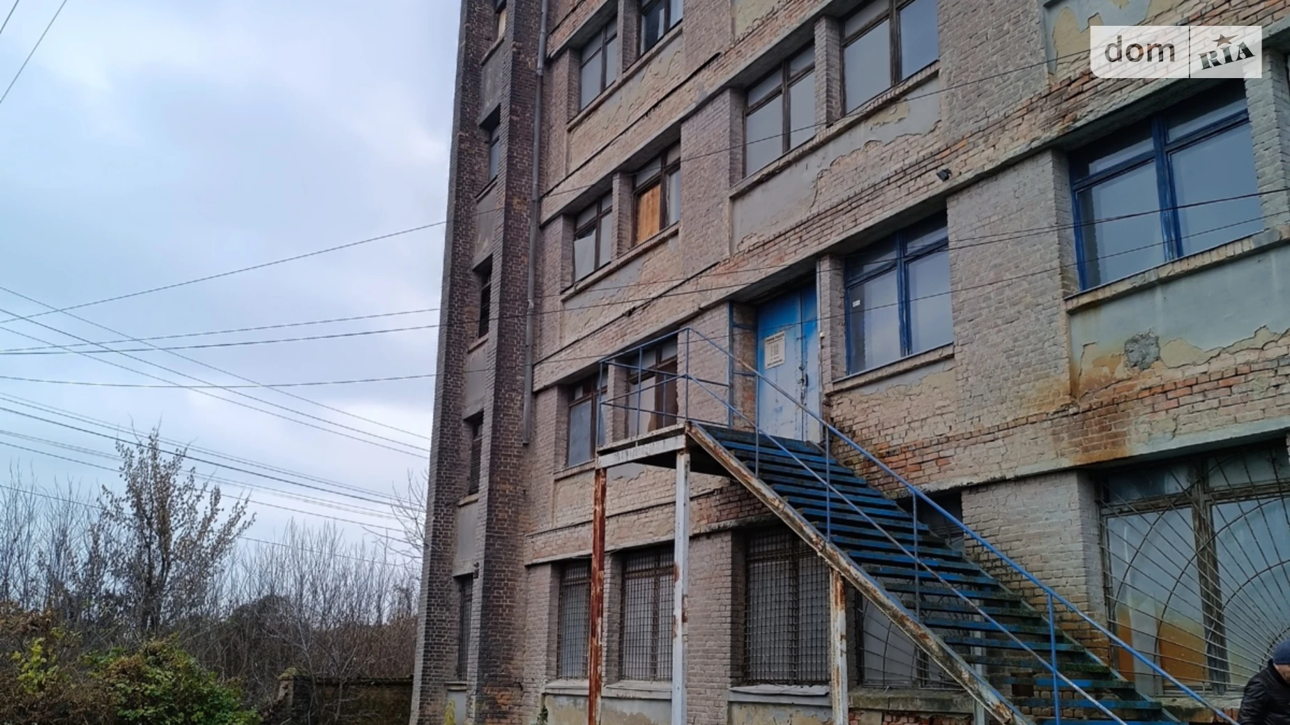 Сдается в аренду объект сферы услуг 602 кв. м в 5-этажном здании, цена: 18260 грн - фото 2