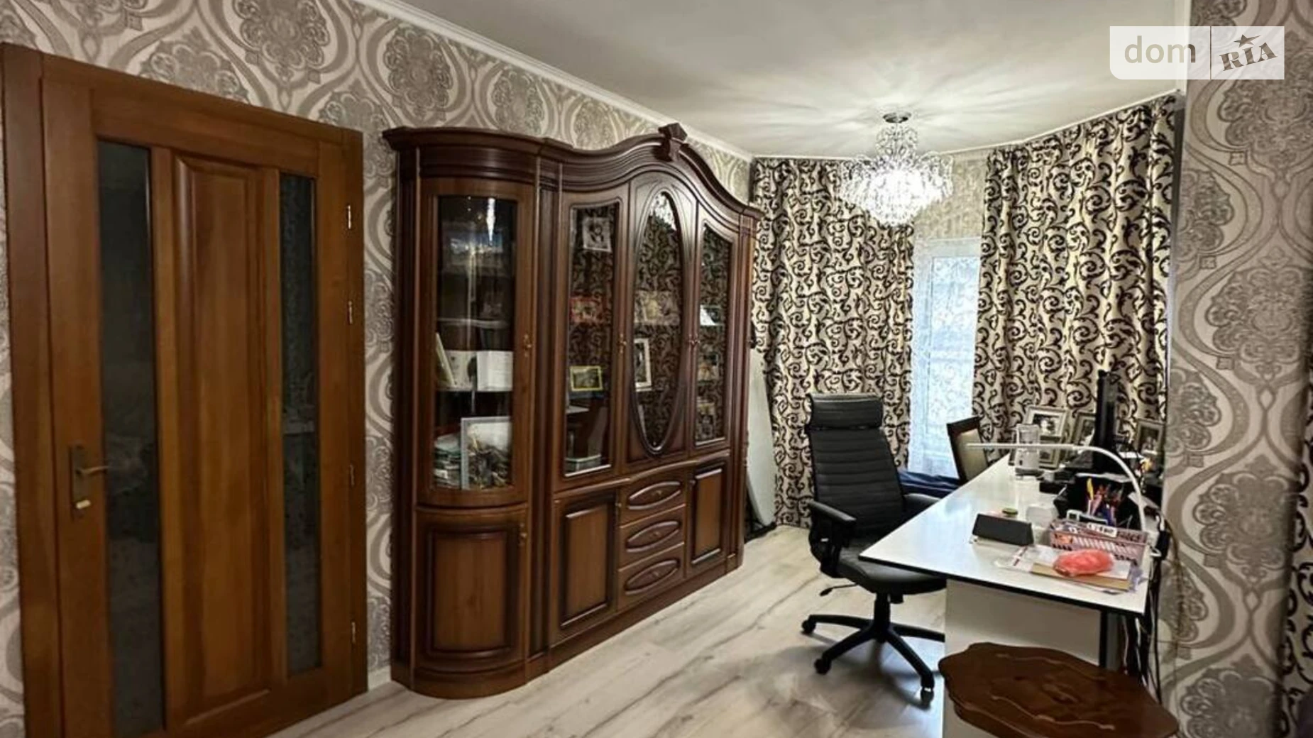 Продается дом на 2 этажа 162.7 кв. м с камином, цена: 275000 $ - фото 3