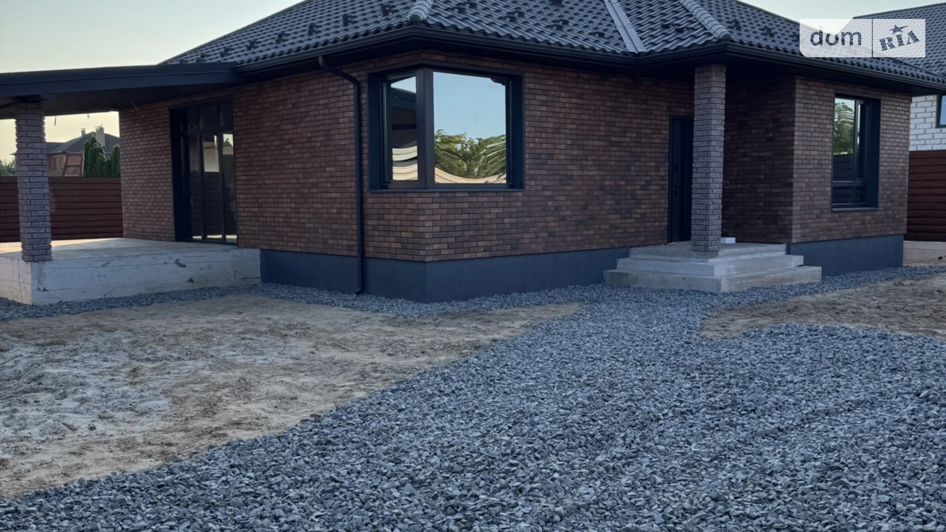 Продается одноэтажный дом 90 кв. м с мансардой, цена: 105000 $ - фото 2