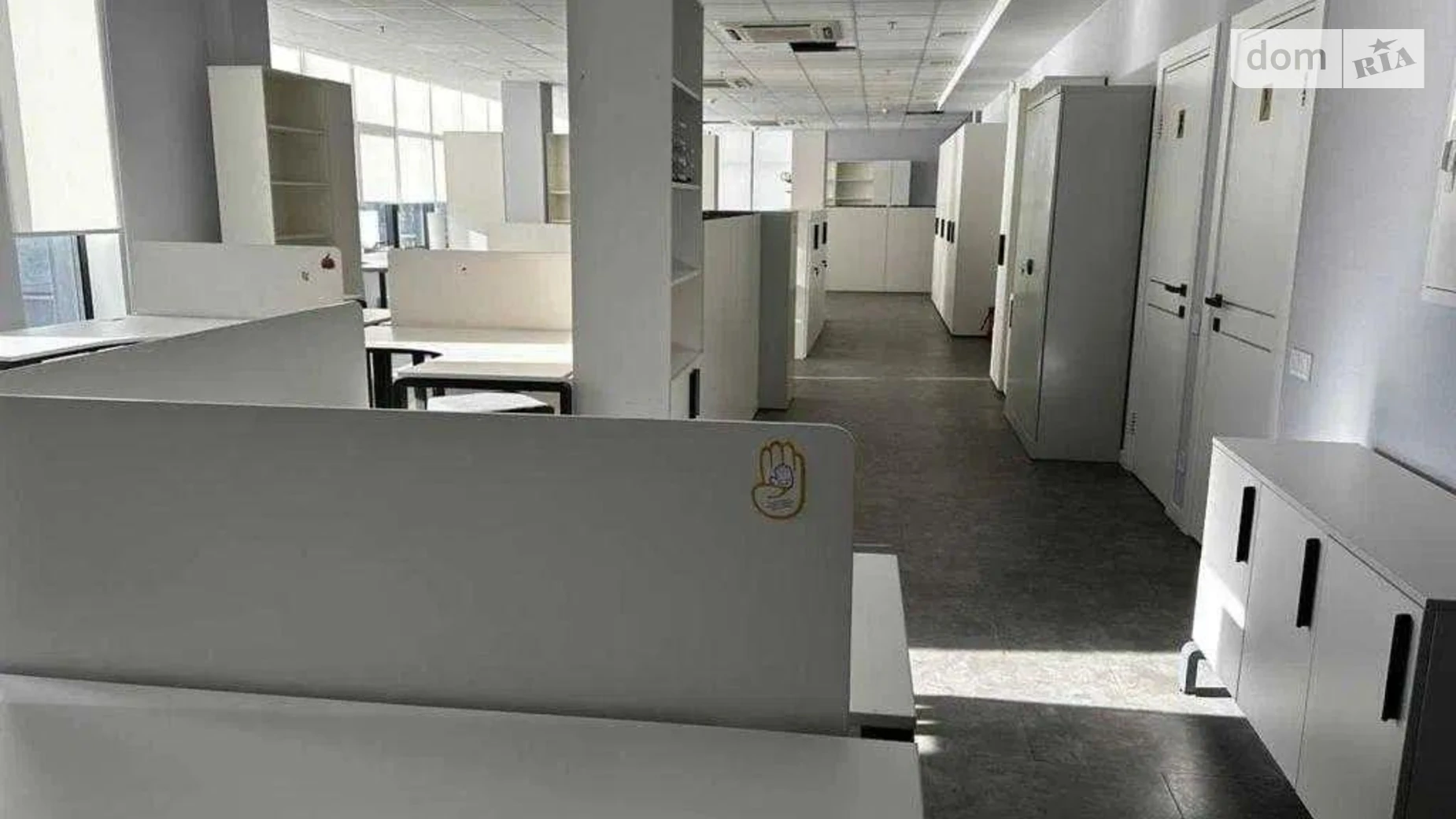 Сдается в аренду офис 240 кв. м в бизнес-центре, цена: 5500 $ - фото 3