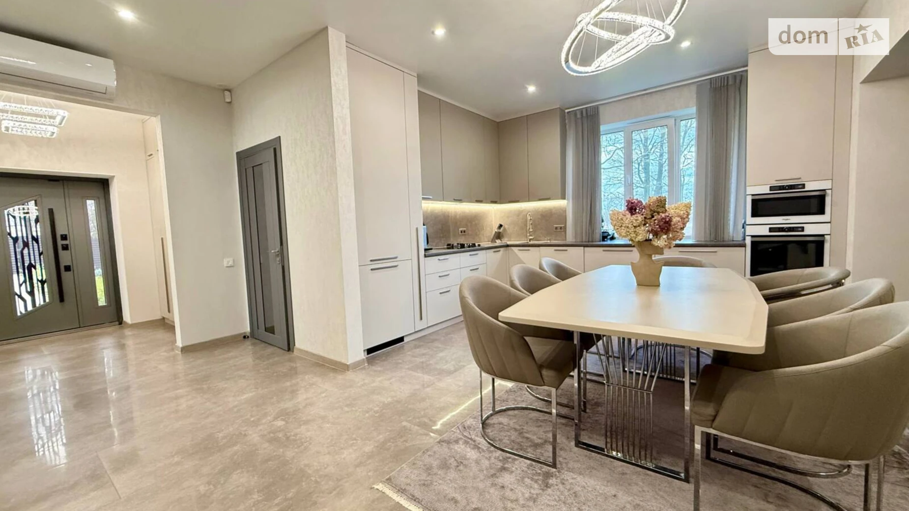 Продается дом на 2 этажа 205.3 кв. м с террасой, цена: 444994 $ - фото 2