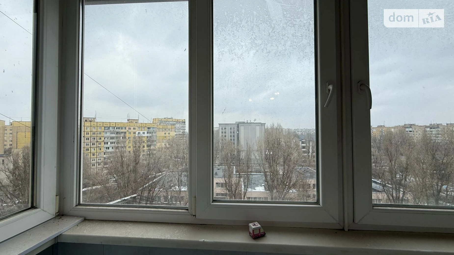 Продается 3-комнатная квартира 69 кв. м в Днепре, ул. Березинская, 18 - фото 2