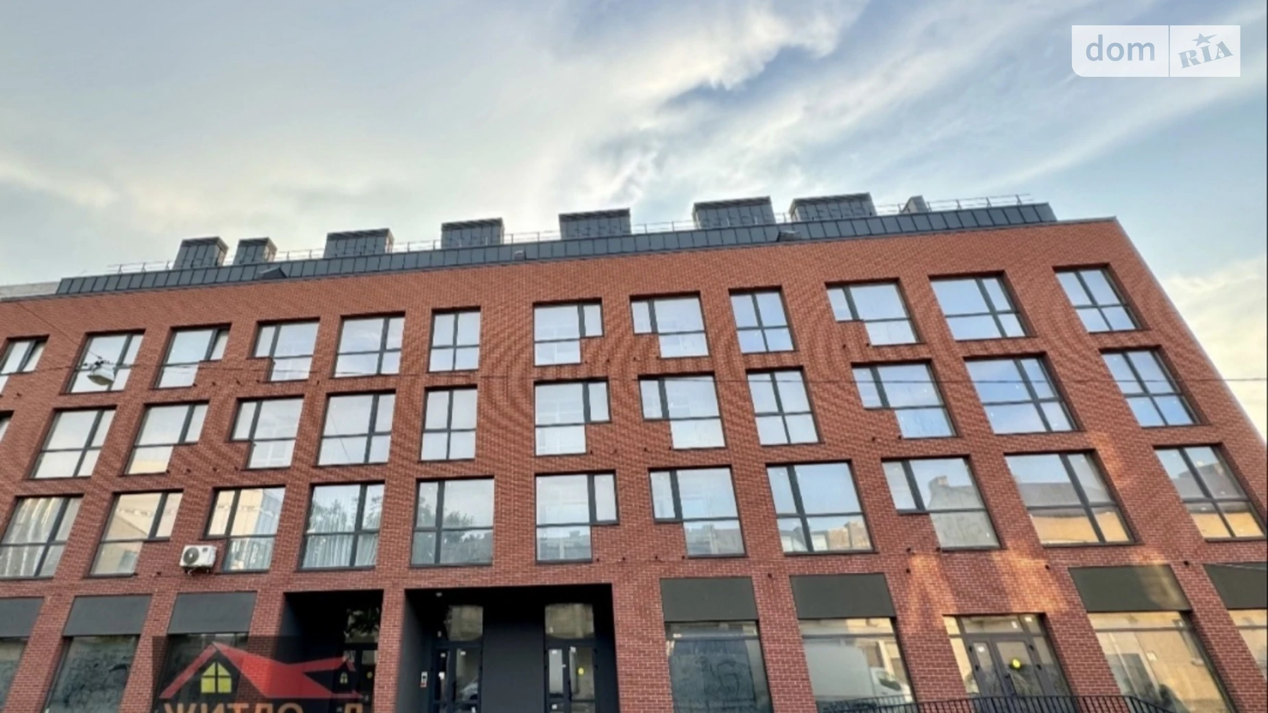 Продается 1-комнатная квартира 43 кв. м в, цена: 68999 $ - фото 2