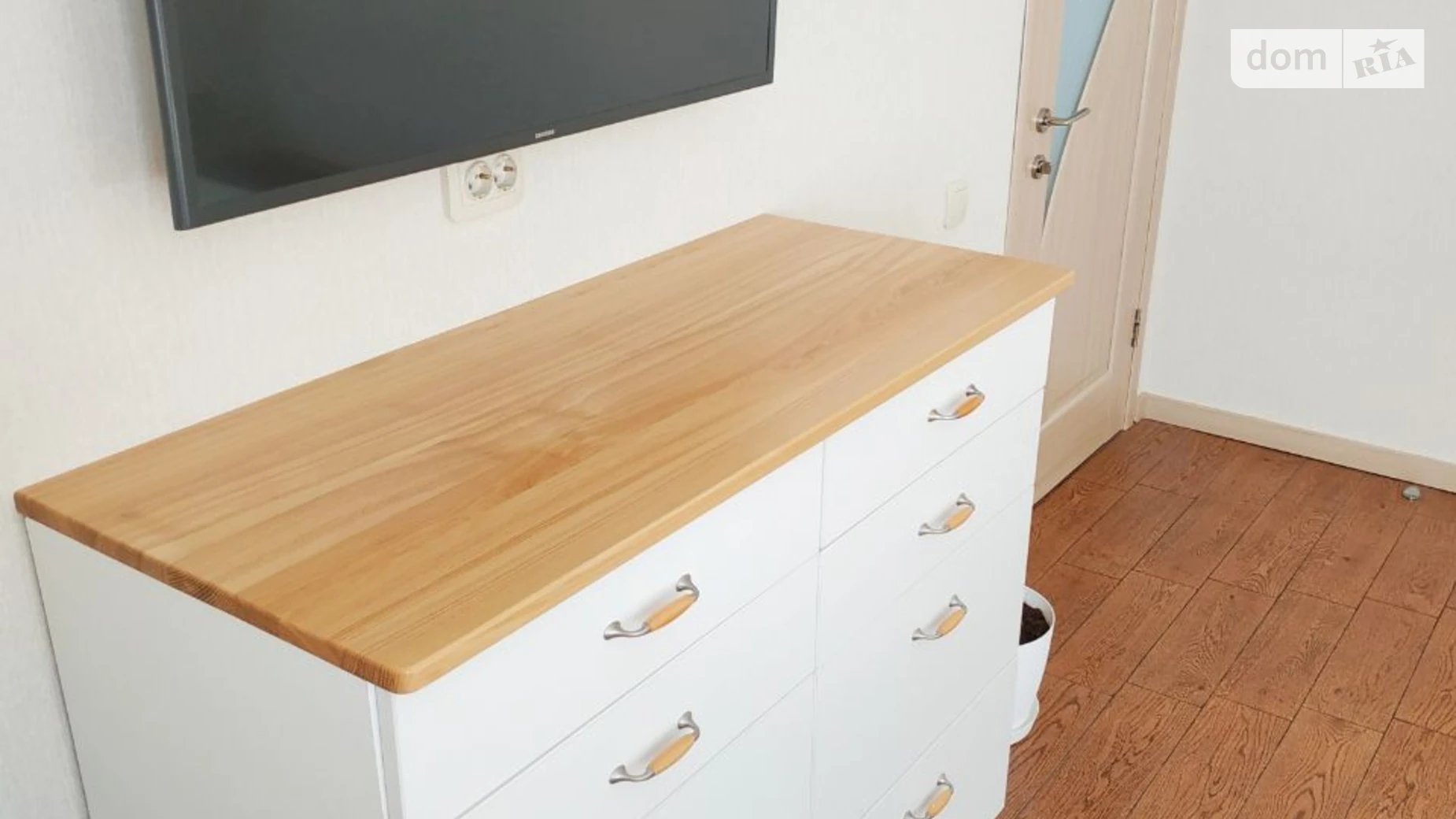 Продается дом на 2 этажа 171.3 кв. м с подвалом, цена: 120000 € - фото 3