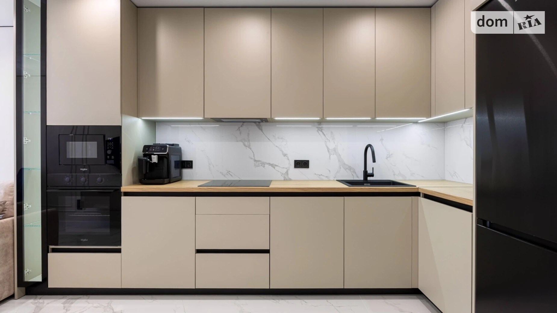 Сдается в аренду 1-комнатная квартира 56.9 кв. м в Львове, ул. Замарстиновская, 170Б - фото 2