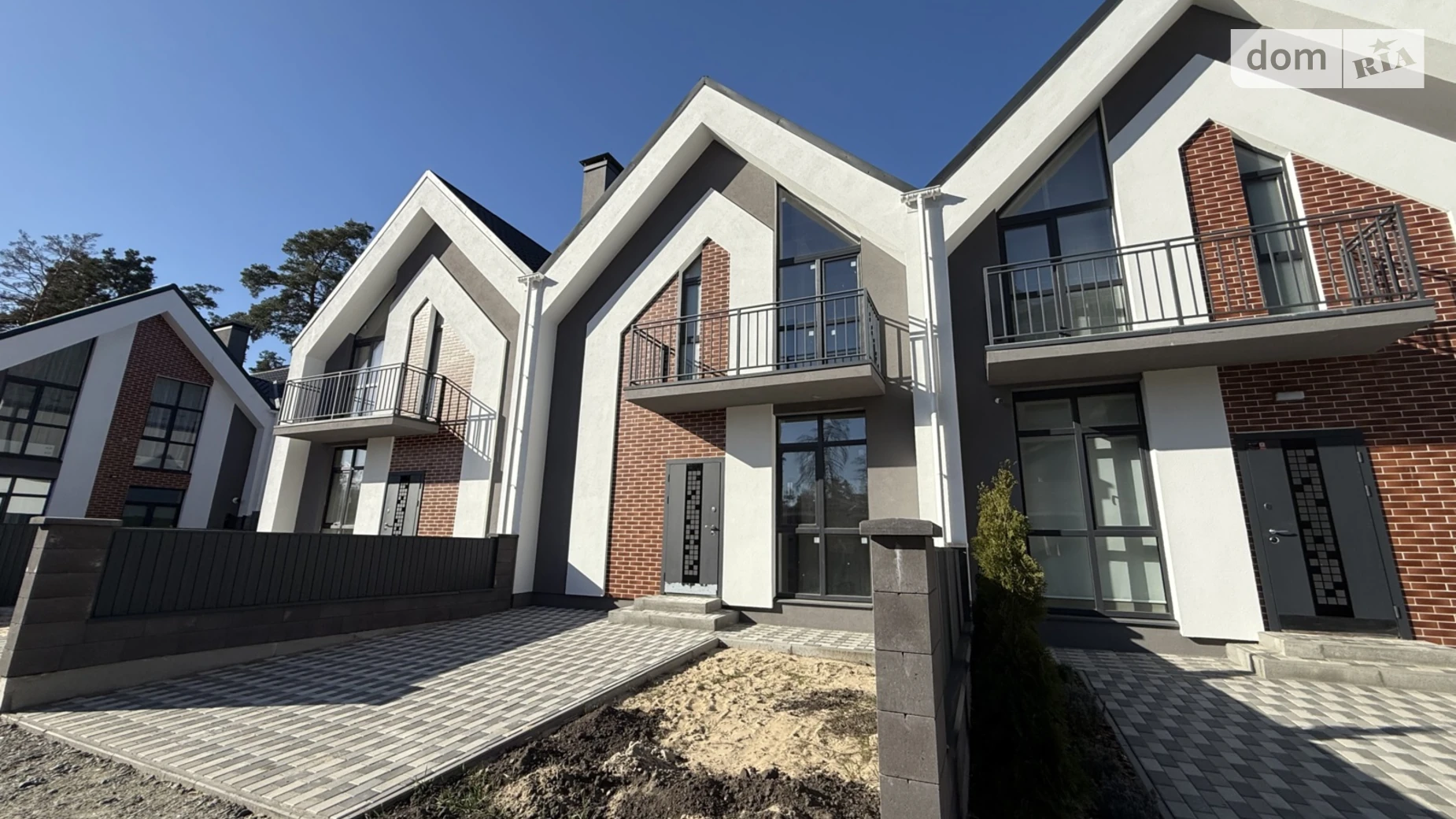 Продается дом на 2 этажа 98.7 кв. м с садом, цена: 65000 $ - фото 5