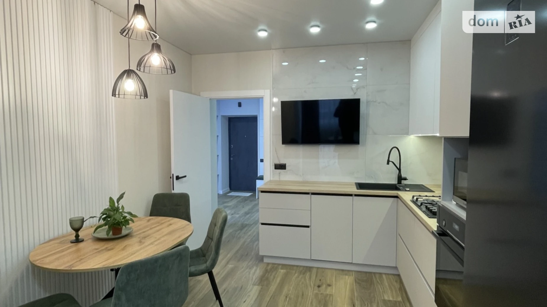 Продается 2-комнатная квартира 67.2 кв. м в Хмельницком, Старокостянтиновское шоссе, 20/4 - фото 2