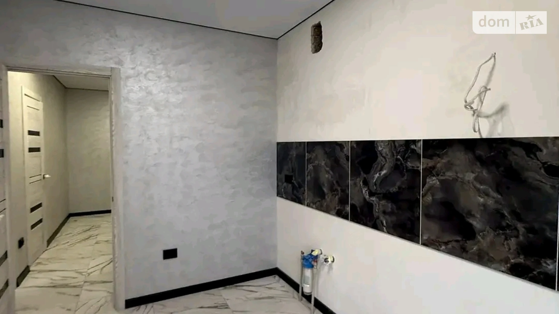 Продається 2-кімнатна квартира 46.6 кв. м у Кременці, вул. 107-ї Кременецької Дивізії, 14А - фото 3