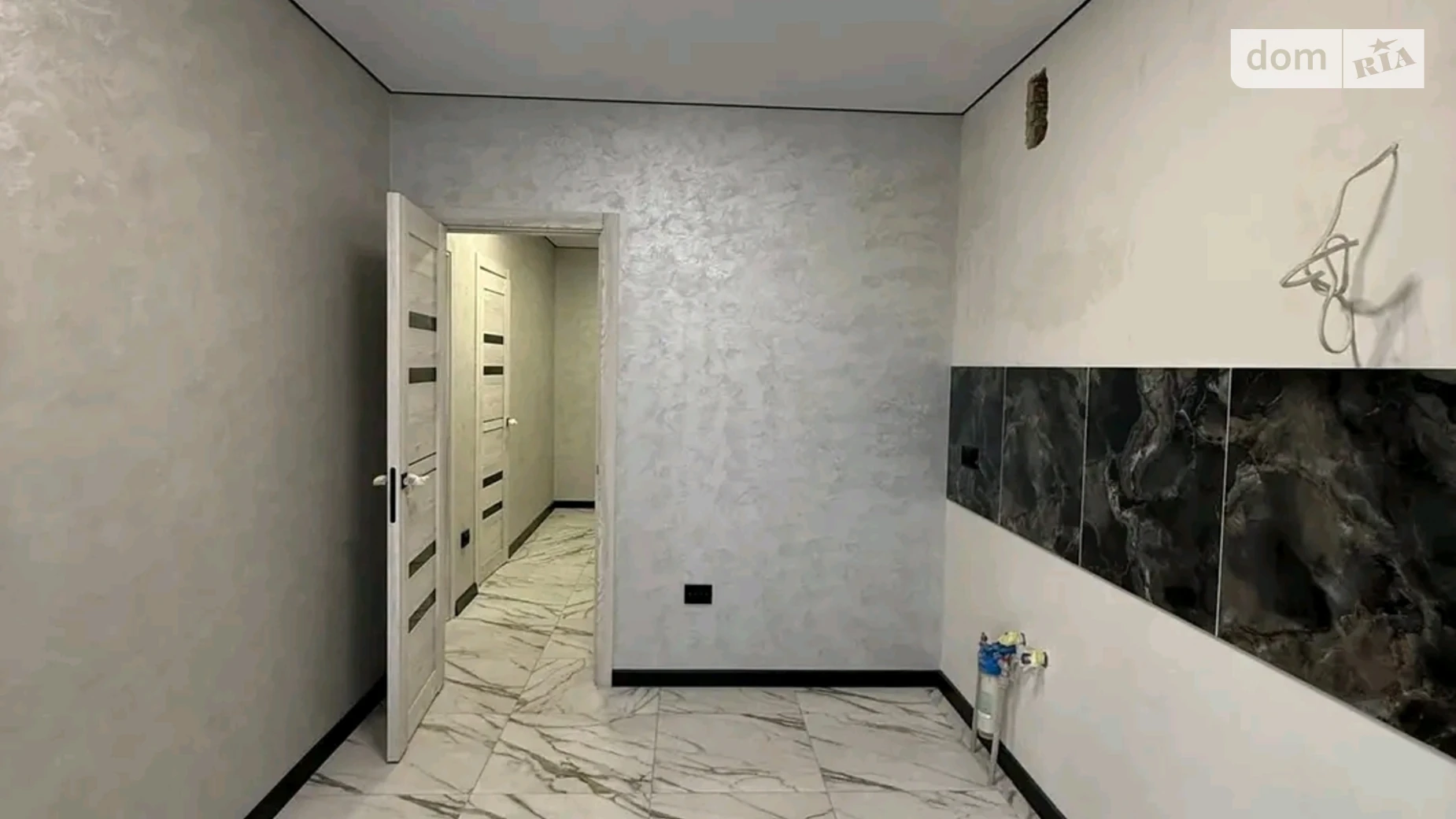 Продається 2-кімнатна квартира 46.6 кв. м у Кременці, вул. 107-ї Кременецької Дивізії, 14А - фото 5