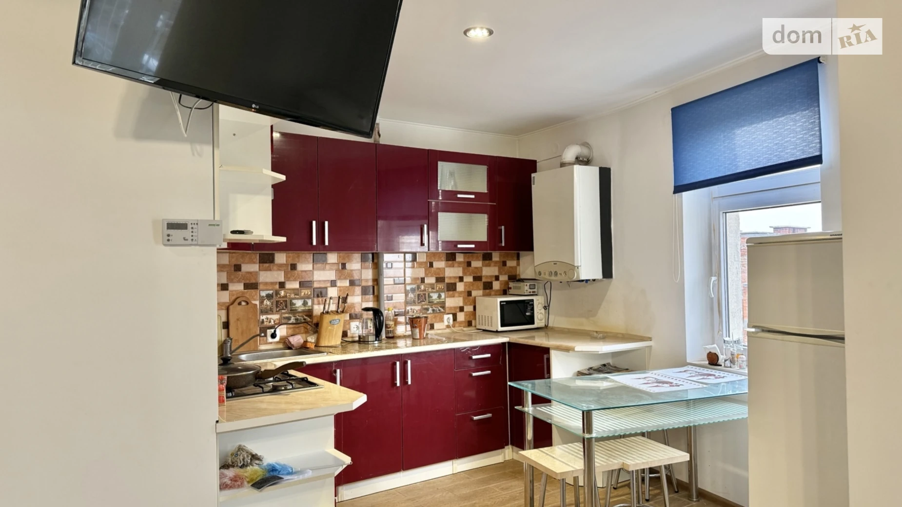 1-комнатная квартира 45 кв. м в Тернополе, ул. Довженко Александра - фото 2