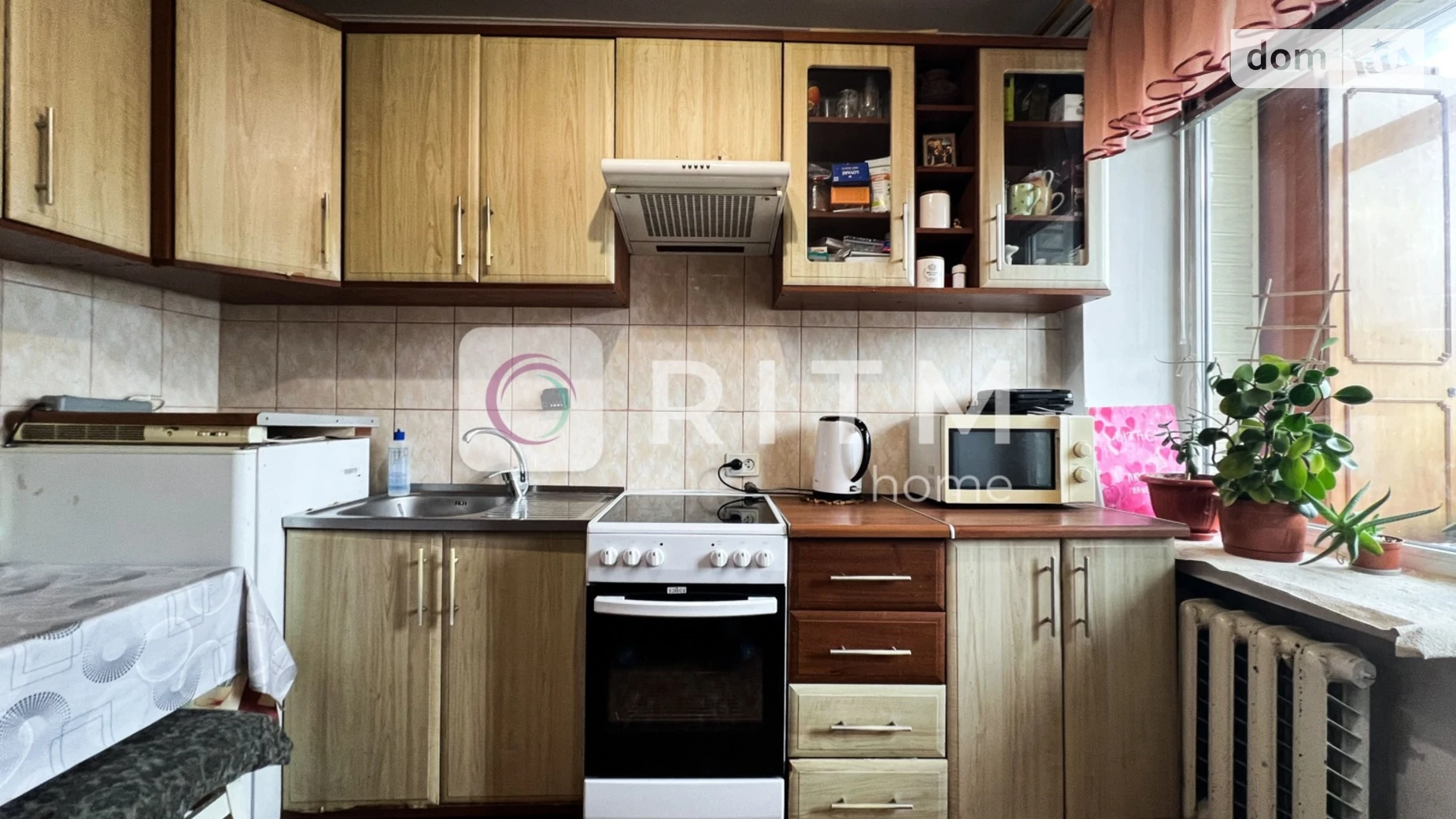 2-комнатная квартира 48 кв. м в Луцке, ул. Конякина - фото 2