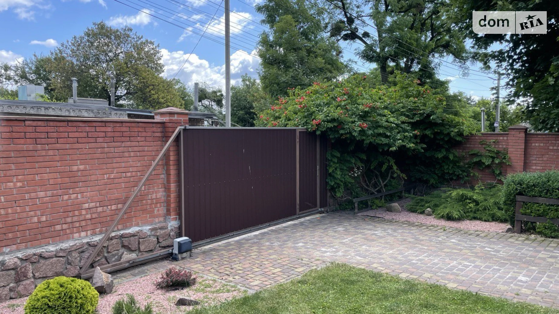 Сдается в аренду дом на 2 этажа 224 кв. м с мансардой, цена: 1000 $ - фото 3