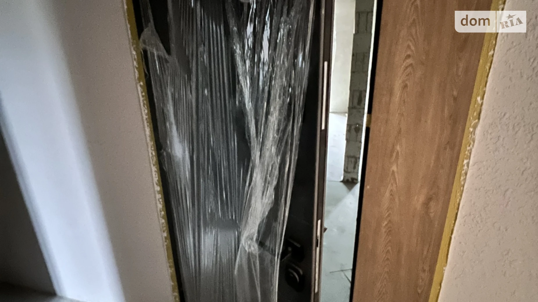 Продается 1-комнатная квартира 37.5 кв. м в Гостомеле, ул. Соборная, 1 - фото 2