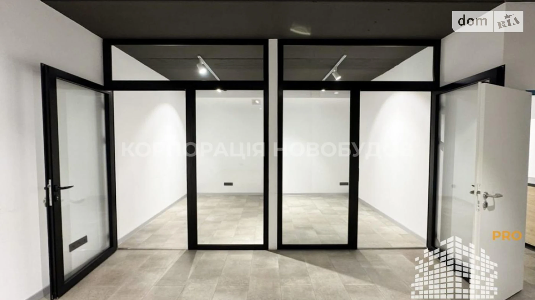 Сдается в аренду офис 230 кв. м в бизнес-центре, цена: 2300 $ - фото 4