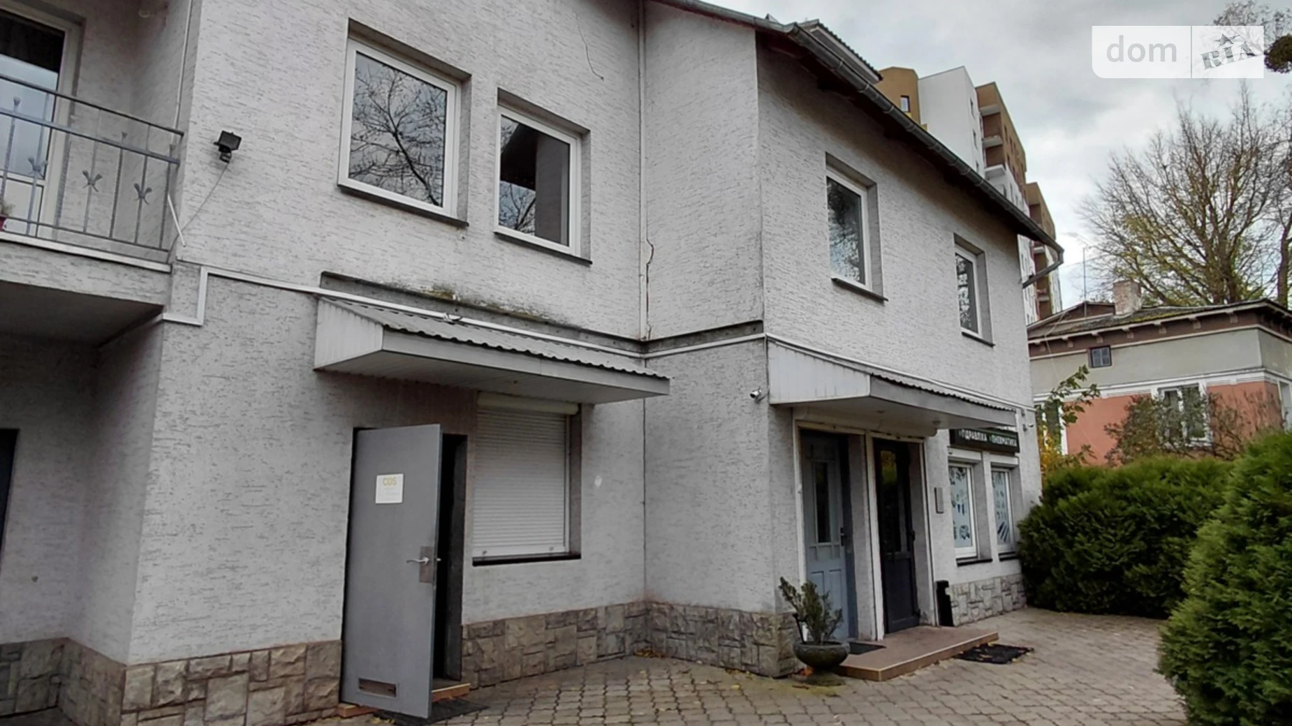 Продается дом на 2 этажа 467 кв. м с гаражом, цена: 185000 $ - фото 2