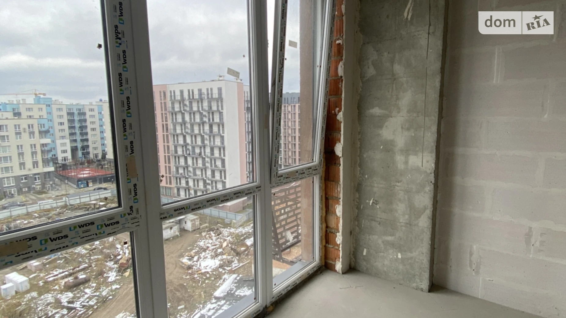 Продается 1-комнатная квартира 39 кв. м в Львове, ул. Под Голоском, 16 - фото 2