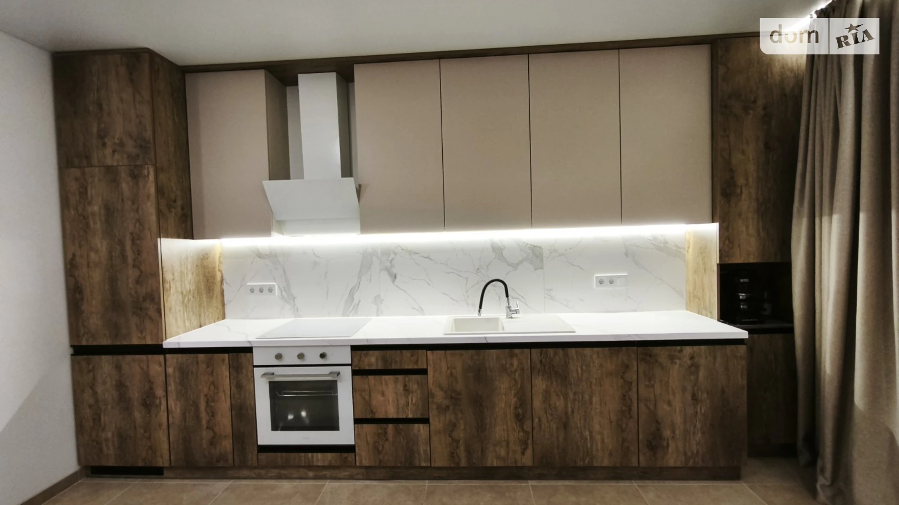 Продается 2-комнатная квартира 59 кв. м в Ужгороде, ул. Тлехаса, 19 - фото 4