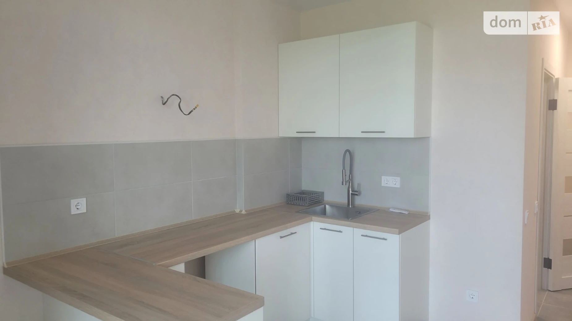 Продается 1-комнатная квартира 26 кв. м в Одессе, ул. Слободская, 56 корпус 2 - фото 2