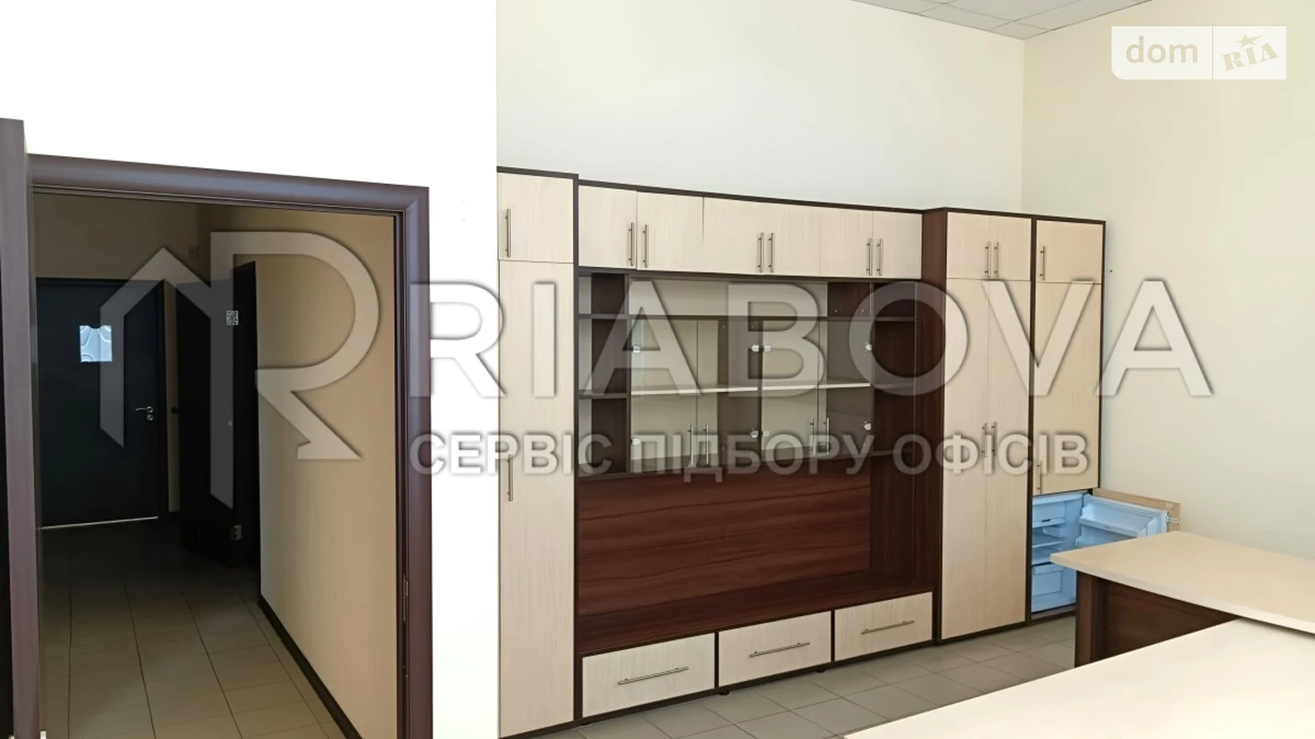 Сдается в аренду офис 672.4 кв. м в бизнес-центре, цена: 235340 грн - фото 5