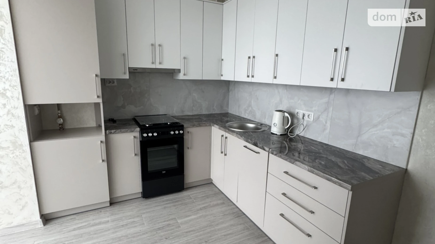 Продается 1-комнатная квартира 42.6 кв. м в Березиной, ул. Радужная, 103 - фото 3