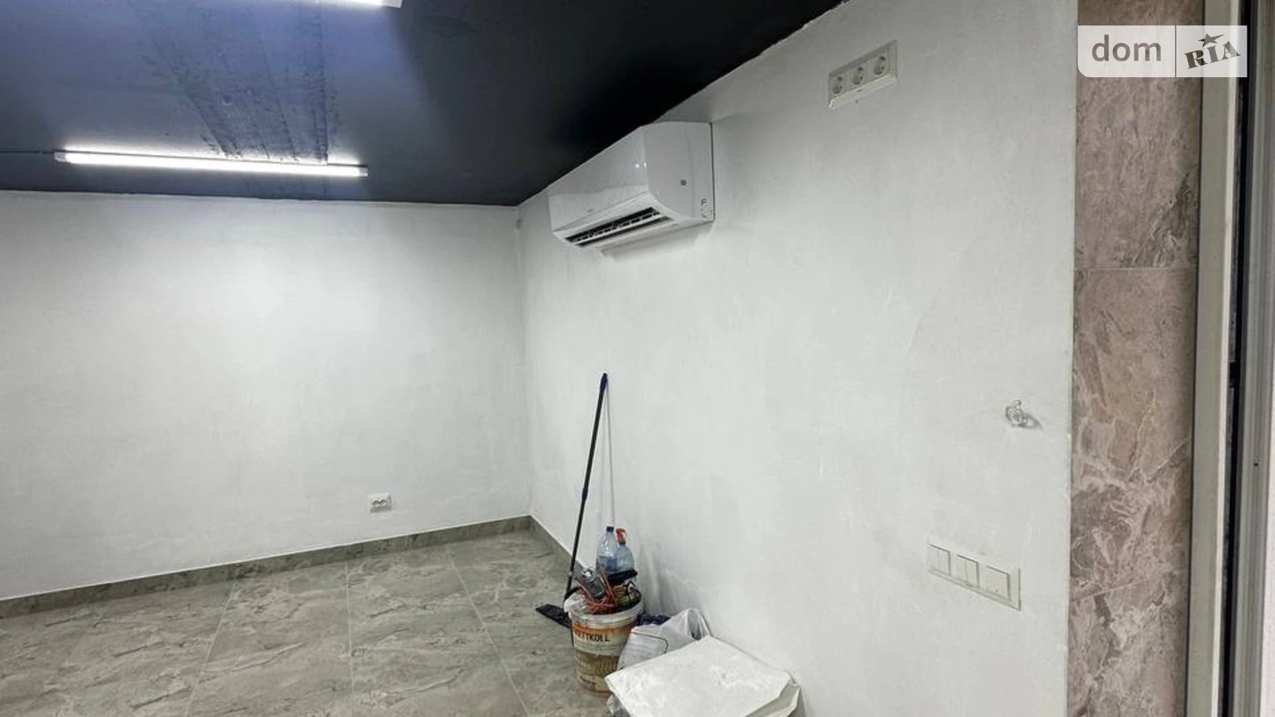 Сдается в аренду офис 41.6 кв. м в бизнес-центре, цена: 12000 грн - фото 2