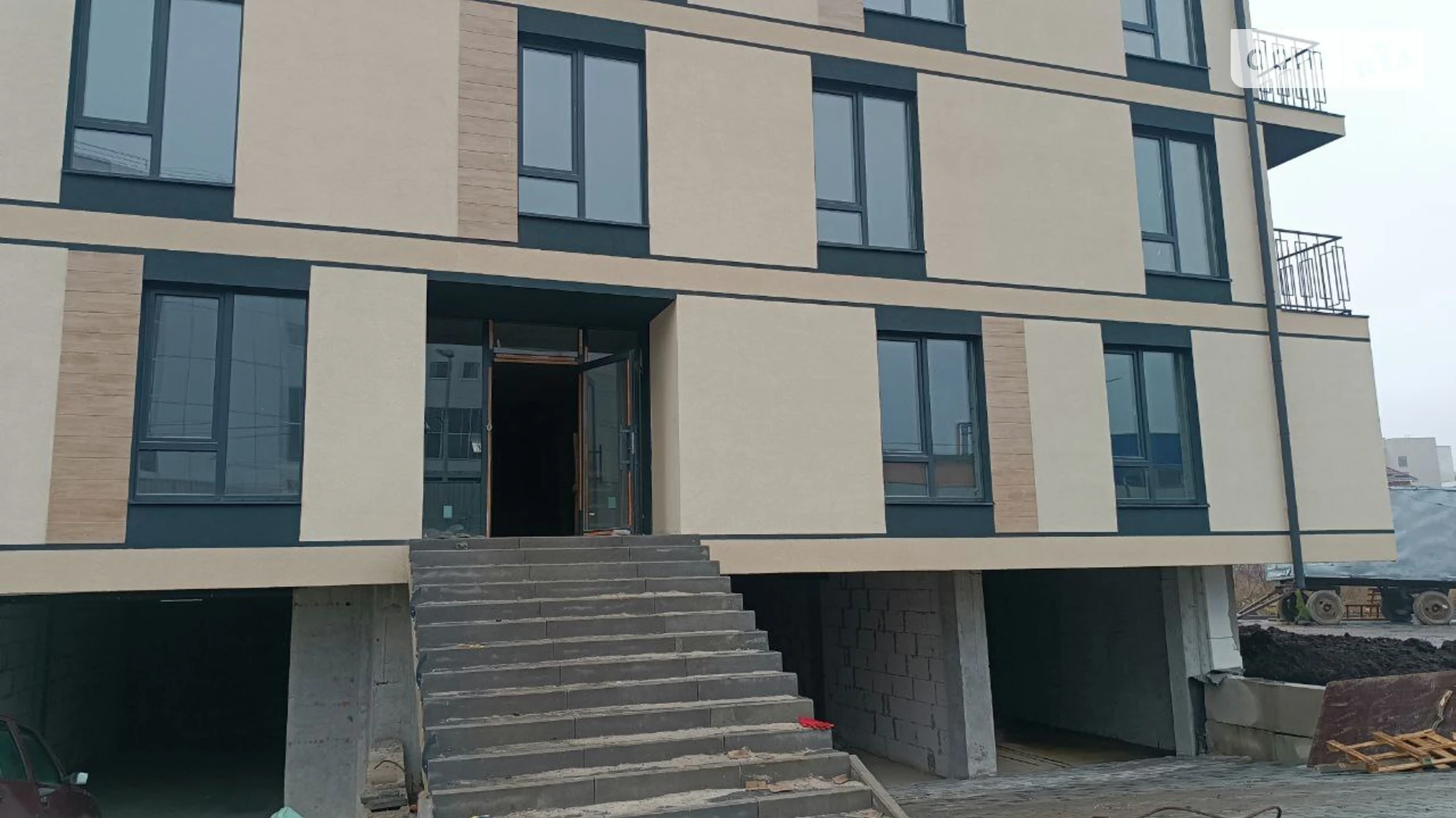 Продается 1-комнатная квартира 47 кв. м в Хмельницком, пер. Степана Бандеры, 14 - фото 2