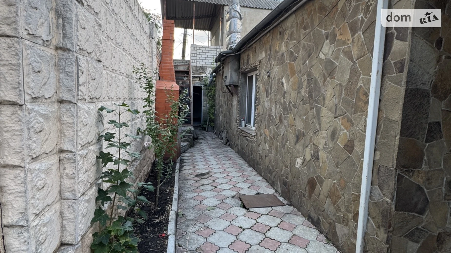 Продается одноэтажный дом 72.2 кв. м с гаражом, цена: 45000 $ - фото 2