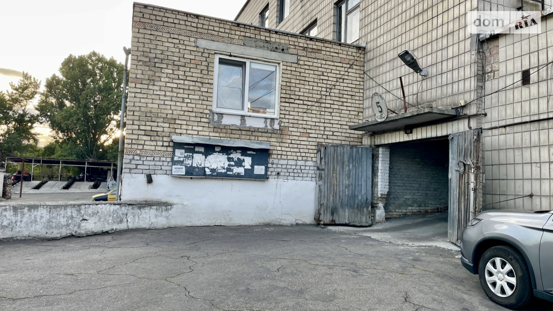 Продается отдельно стоящий гараж под легковое авто на 17.2 кв. м, цена: 6380 € - фото 2