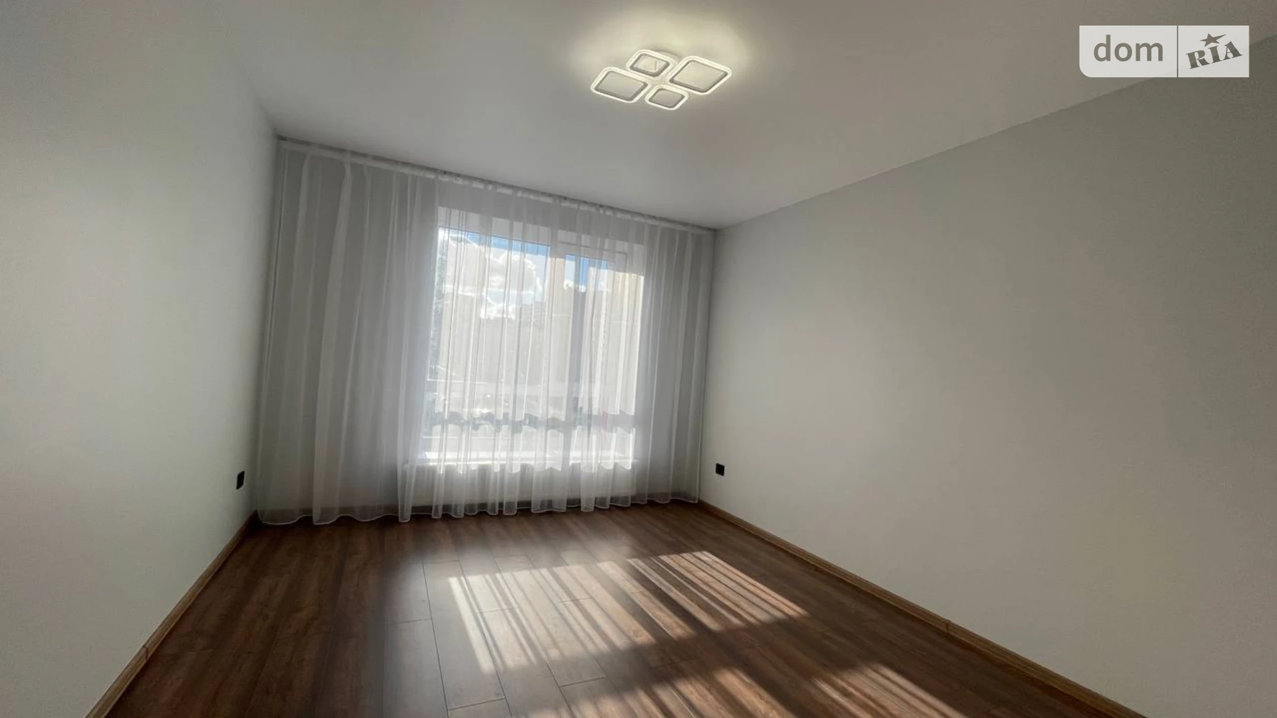 1-комнатная квартира 40 кв. м в Тернополе, ул. Академика Сергея Королева - фото 2