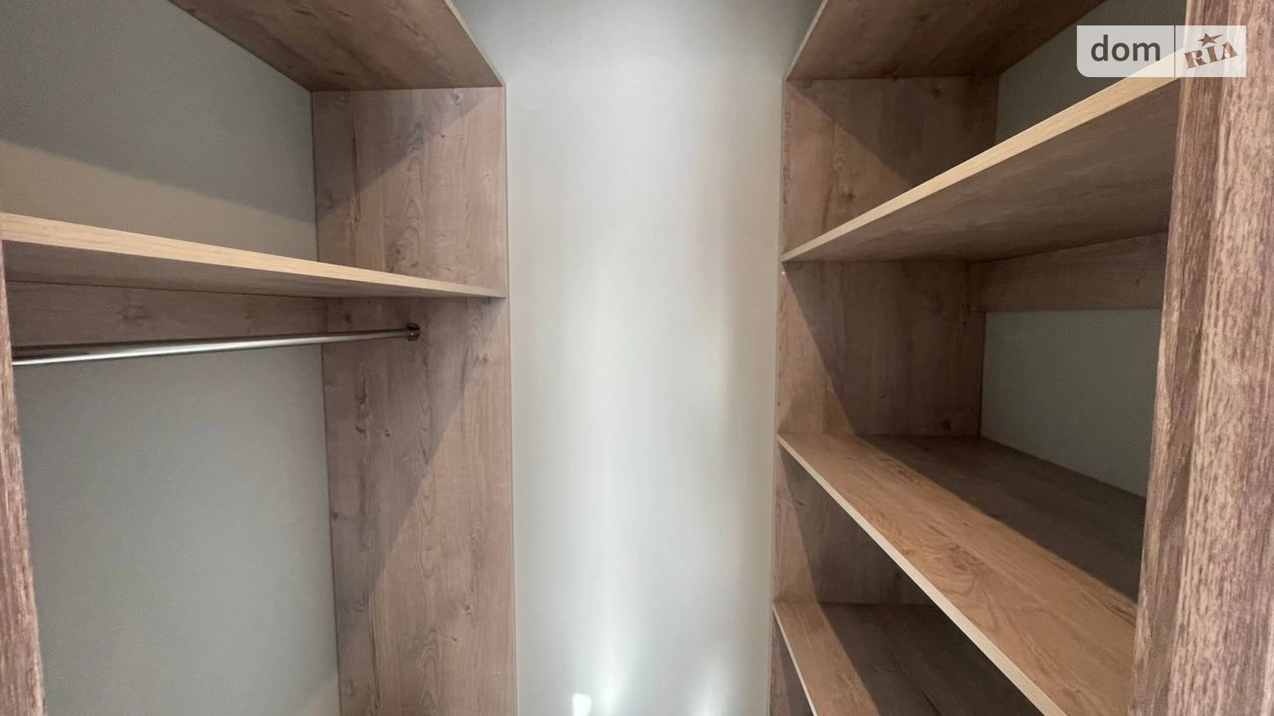 1-комнатная квартира 40 кв. м в Тернополе, ул. Академика Сергея Королева - фото 4