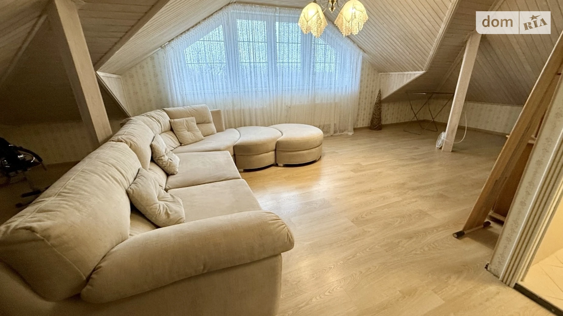 Сдается в аренду дом на 2 этажа 378 кв. м с камином, цена: 1500 $ - фото 4