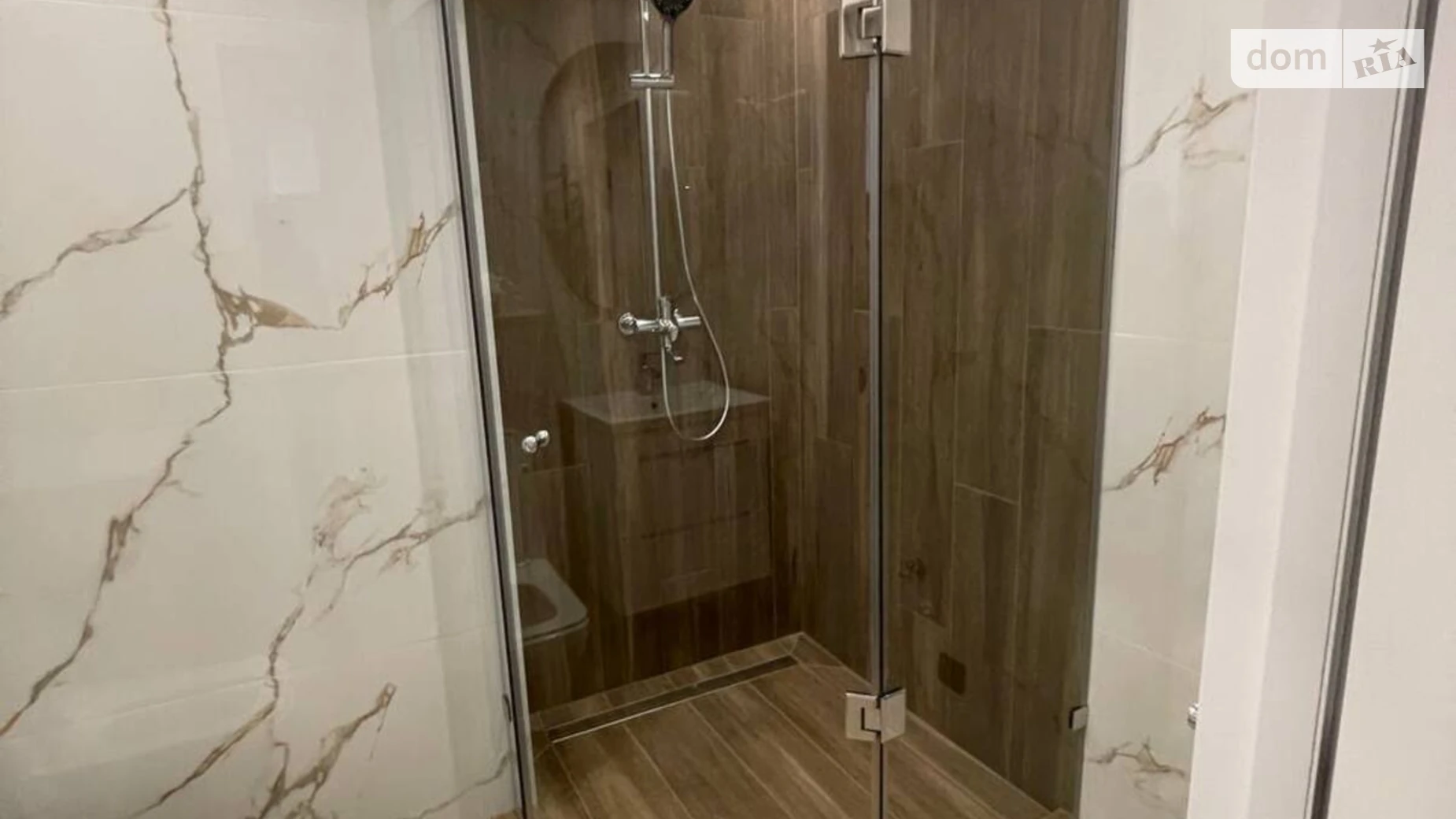 2-комнатная квартира 60 кв. м в Тернополе, ул. Черновецкая - фото 5