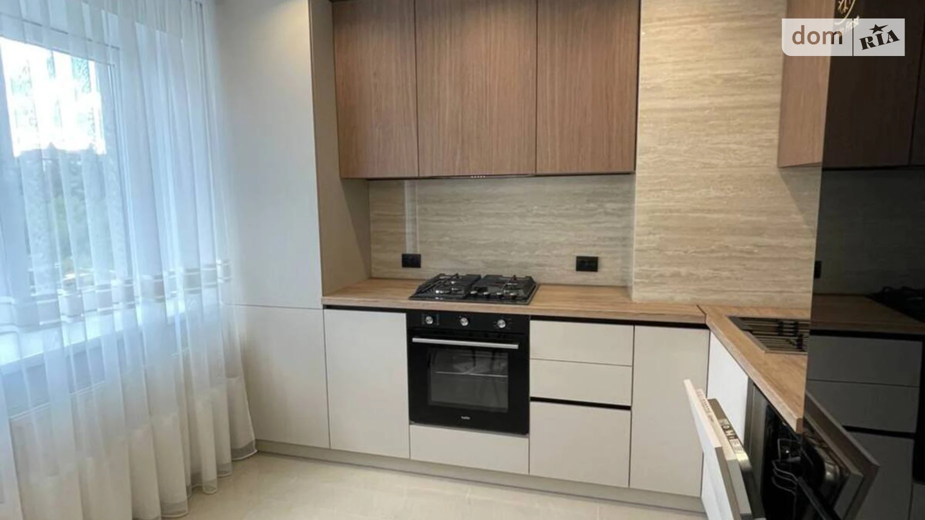 2-комнатная квартира 60 кв. м в Тернополе, ул. Черновецкая - фото 2