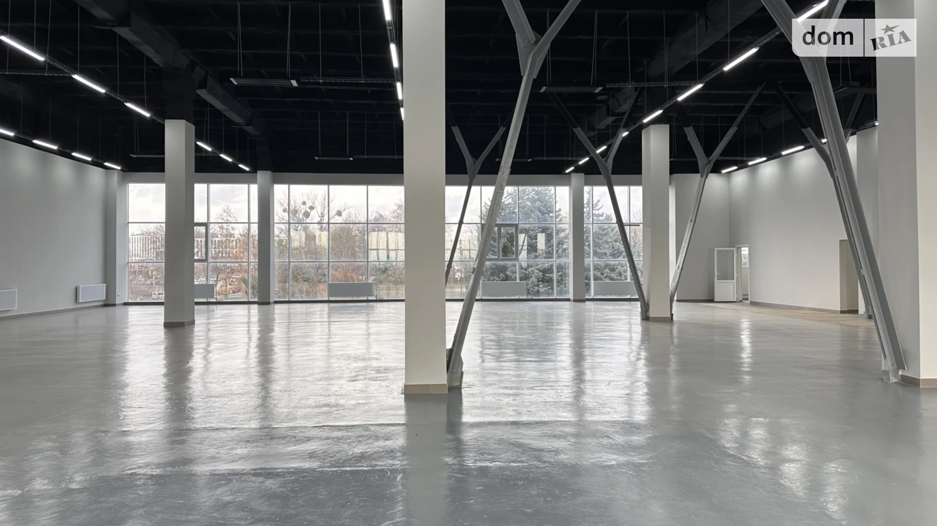 Здається в оренду офіс 711.6 кв. м в бізнес-центрі, цена: 249060 грн - фото 4