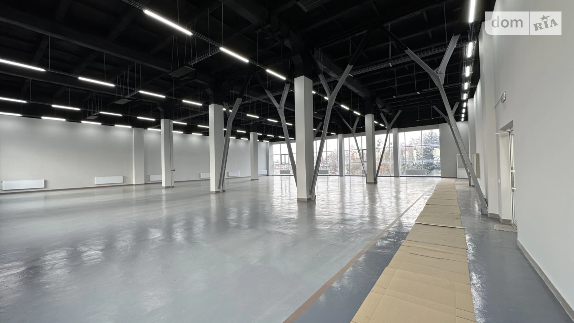Сдается в аренду помещения свободного назначения 711.6 кв. м в 4-этажном здании, цена: 249060 грн - фото 3