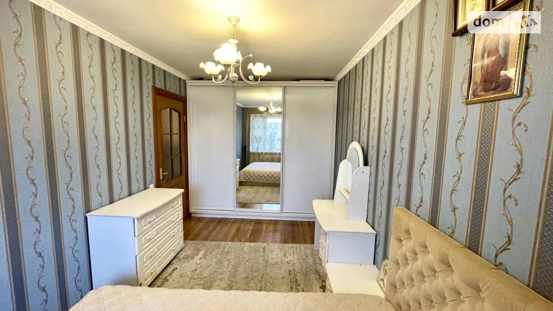 Продается 3-комнатная квартира 56.3 кв. м в Ровно, ул. Коцюбинского, 3 - фото 2