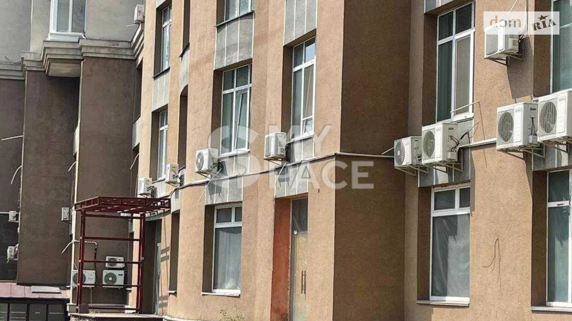 Продается офис 141 кв. м в бизнес-центре, цена: 139000 $ - фото 3