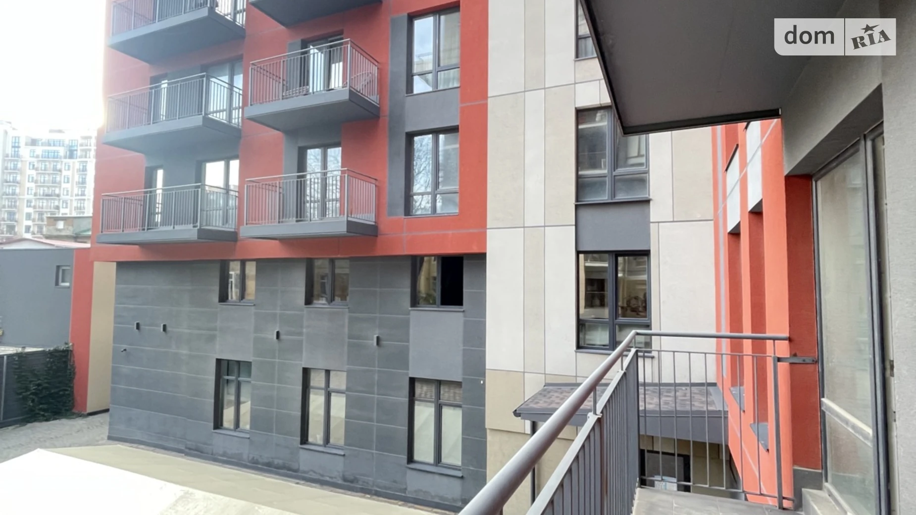 Продается 1-комнатная квартира 127.7 кв. м в Одессе, ул. Отрадная, 15 - фото 4