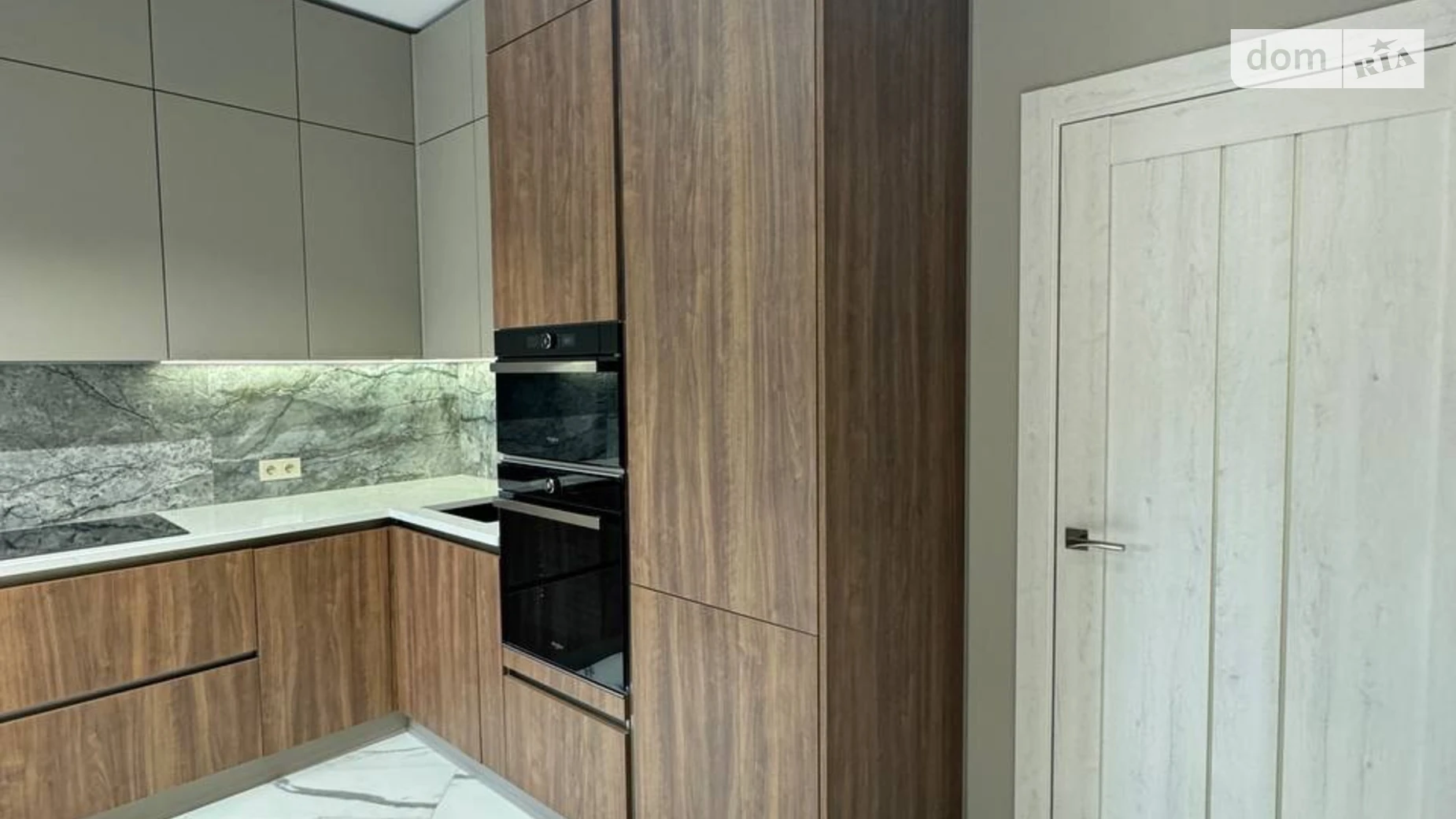 Сдается в аренду 1-комнатная квартира 50 кв. м в Ровно, ул. Мазепы Гетьмана, 3 - фото 2