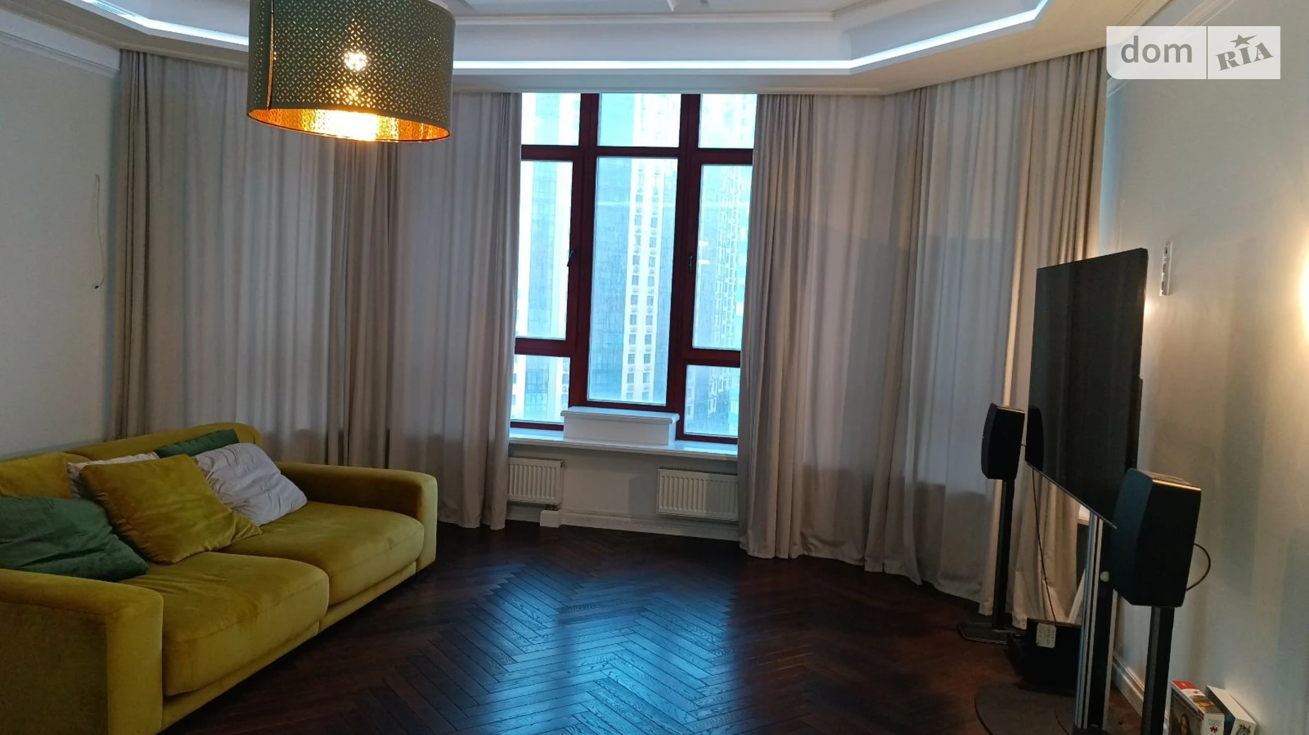 Продается 3-комнатная квартира 216 кв. м в Одессе, ул. Генуэзская - фото 2