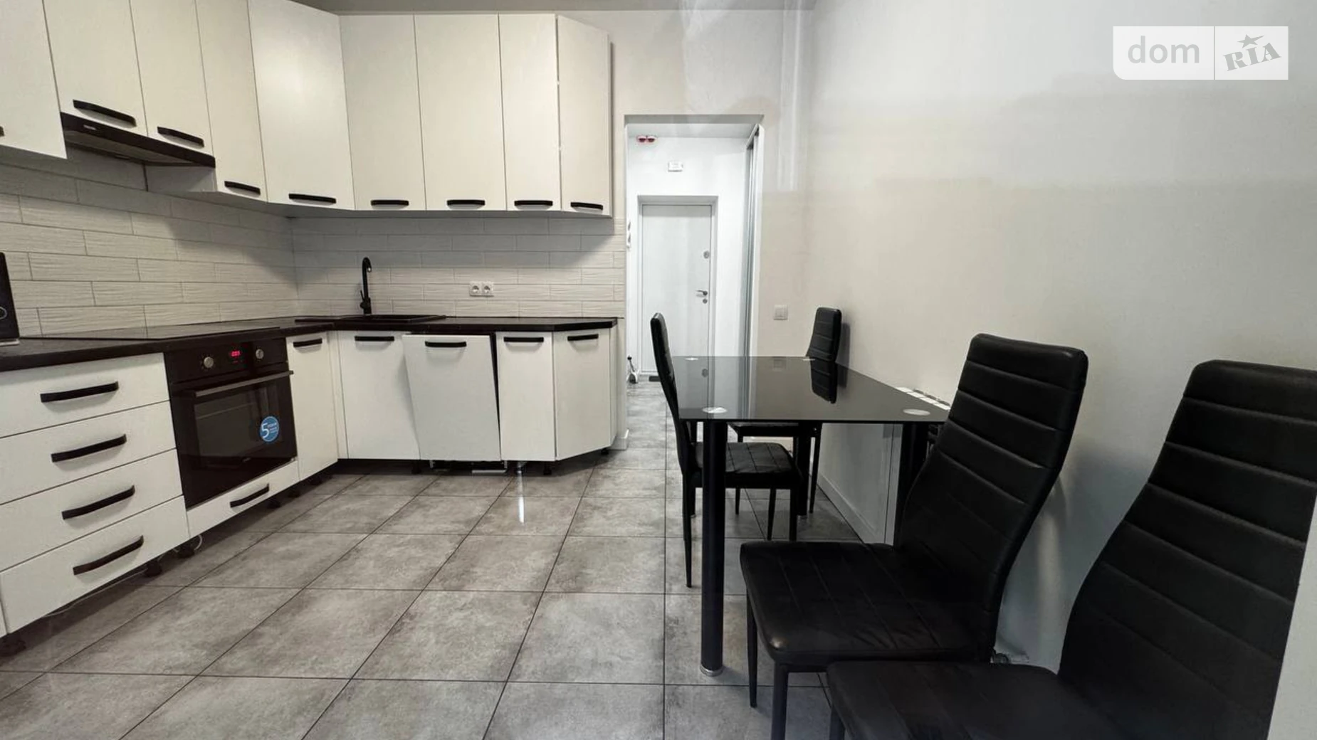 Сдается в аренду 1-комнатная квартира 42.3 кв. м в Ровно, цена: 16000 грн - фото 3