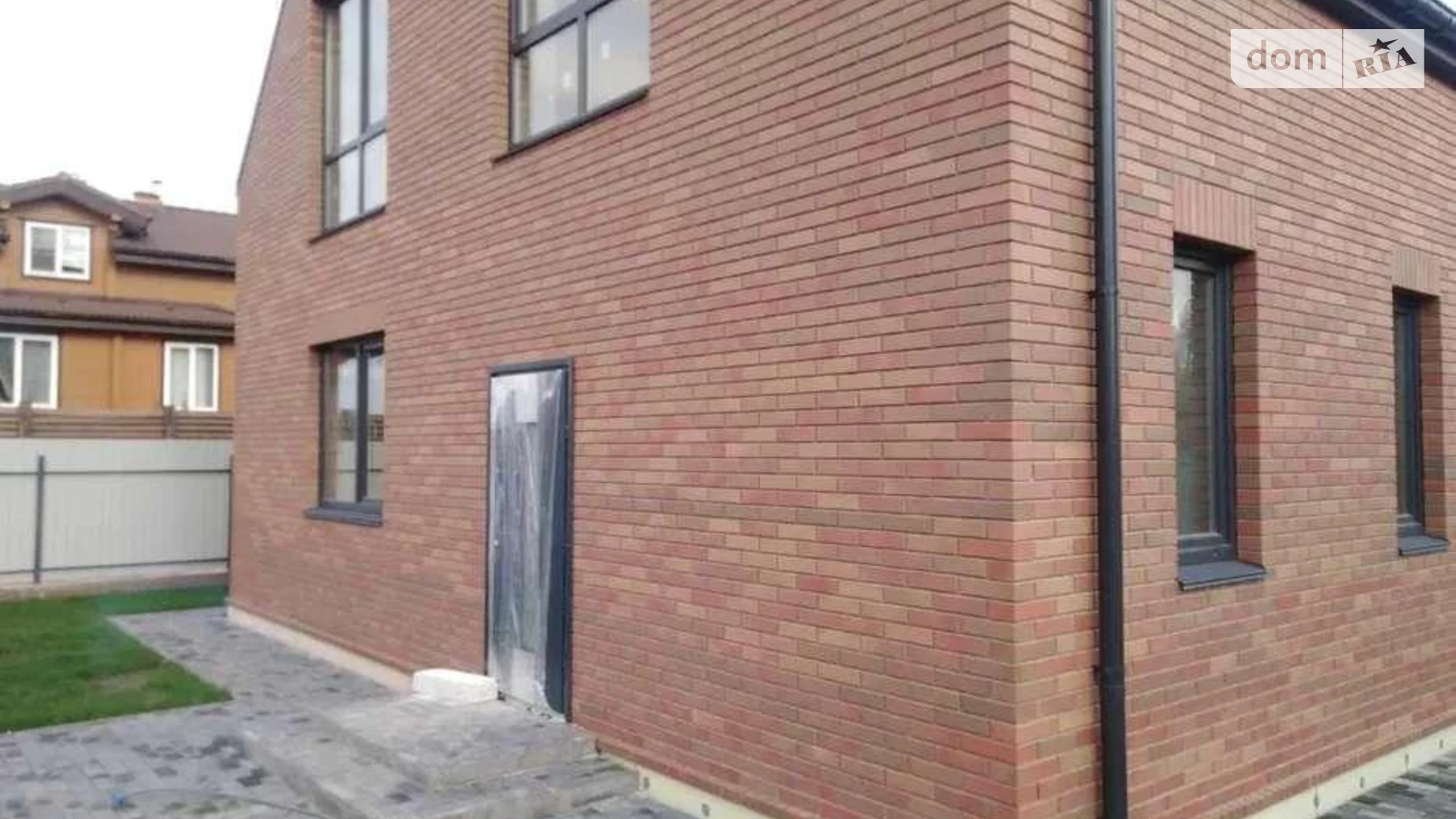 Продається будинок 2 поверховий 140 кв. м з каміном, цена: 110000 $ - фото 2