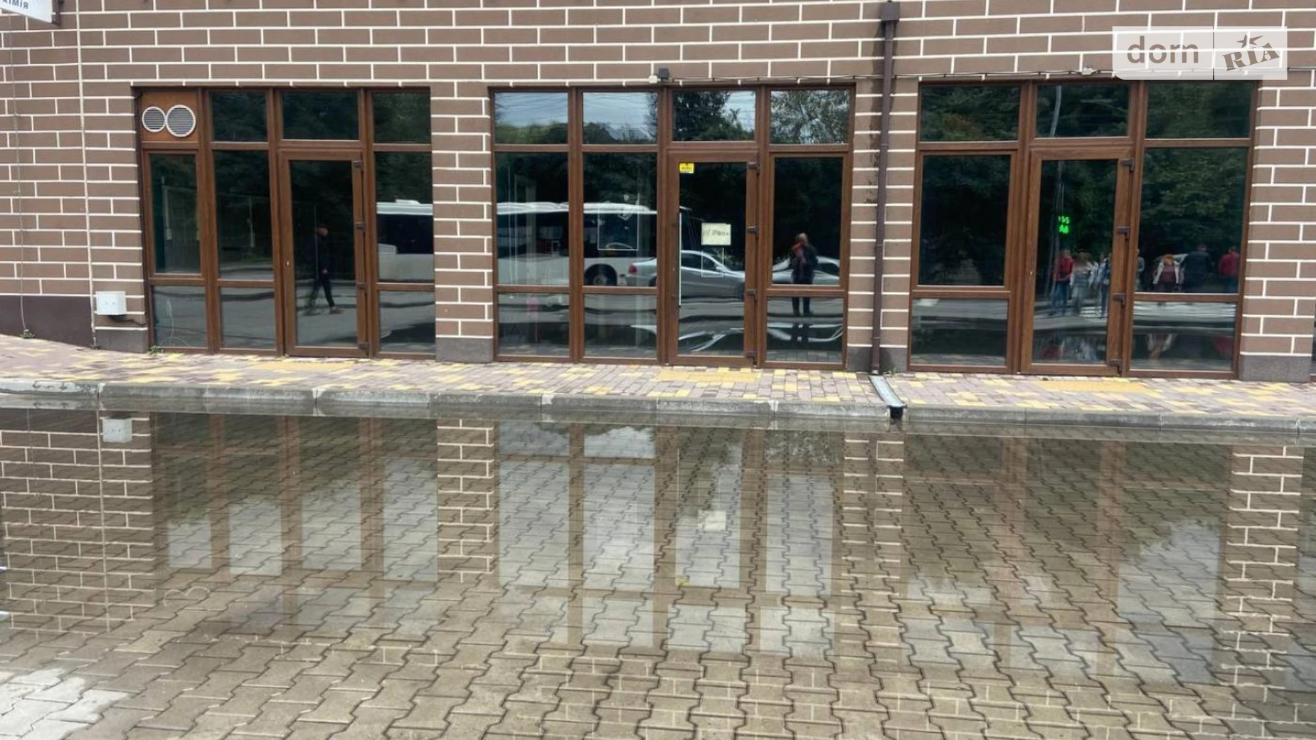 Сдается в аренду помещения свободного назначения 534 кв. м в 10-этажном здании, цена: 250980 грн - фото 4