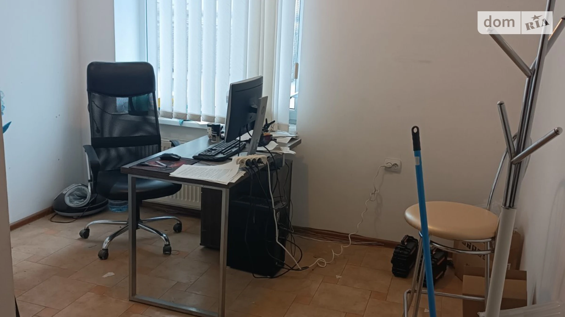 Сдается в аренду офис 14 кв. м в бизнес-центре, цена: 5000 грн - фото 2