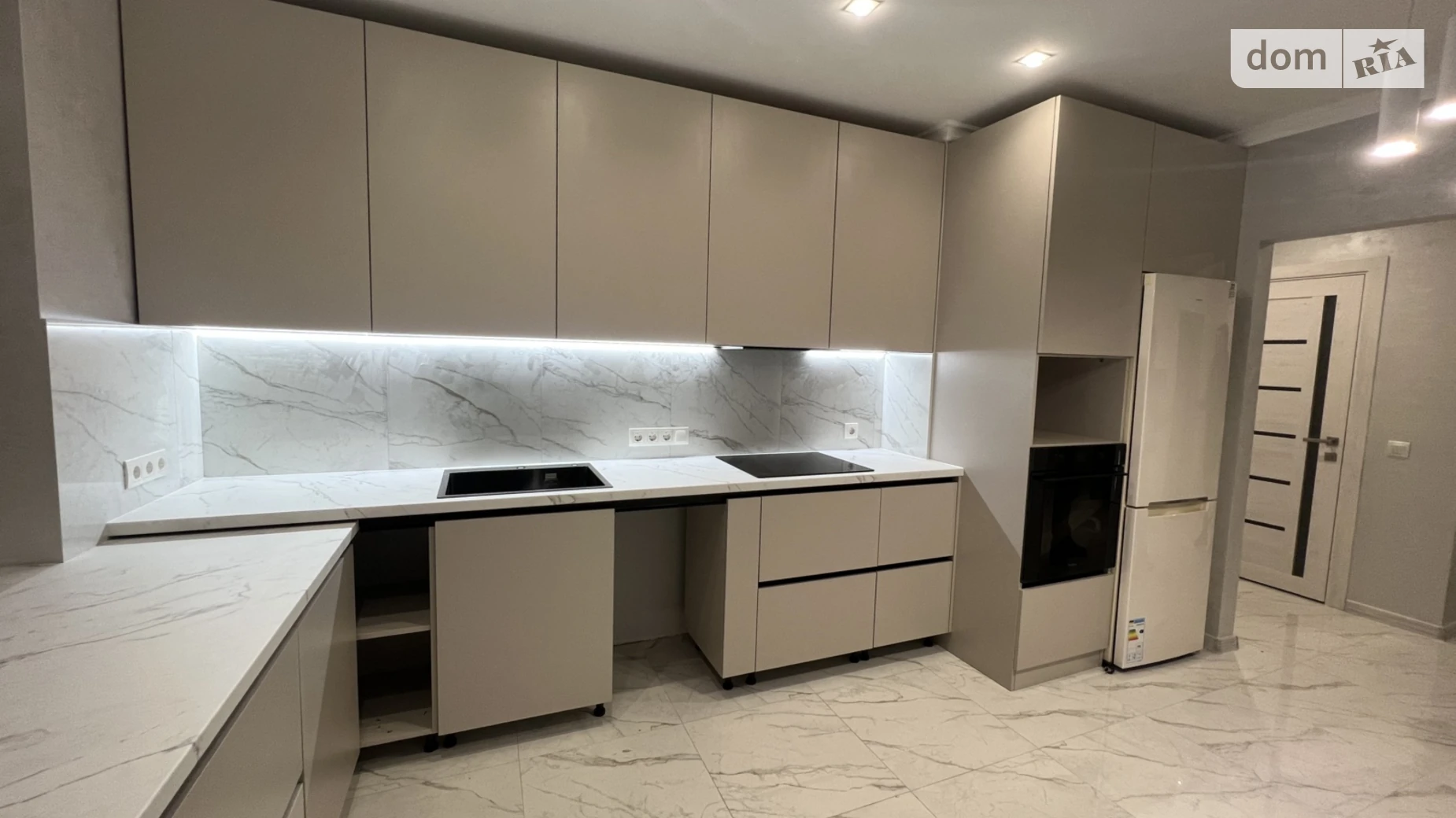 Продается 2-комнатная квартира 67 кв. м в, цена: 117250 $ - фото 2